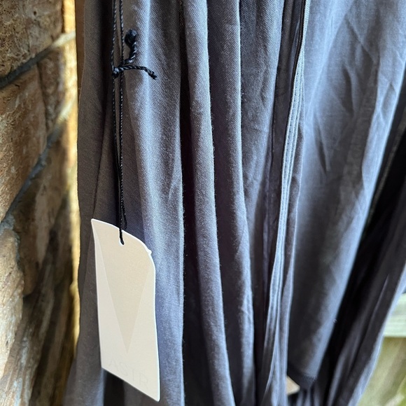 Astr Charcoal Tank Top - Picture 4 of 4